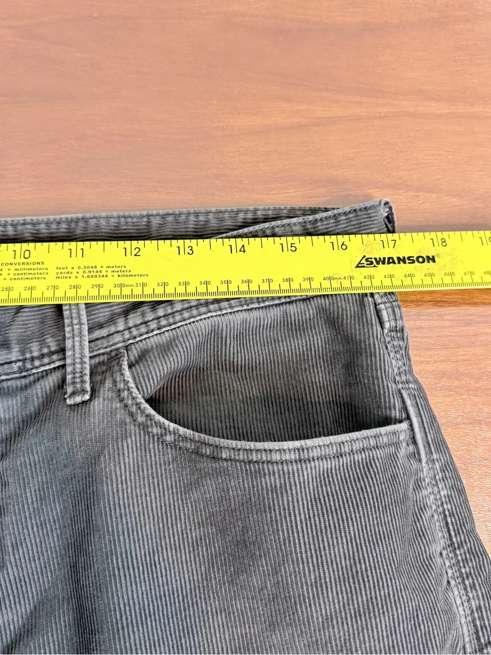 Banana Republic Men's Vintage Straight Gray Corduroy Pants 33x30